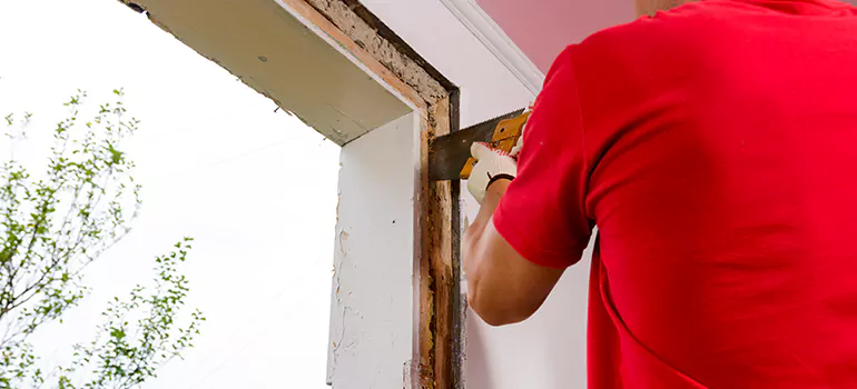Residential Accordion Door Repair in Tarpon Springs, FL