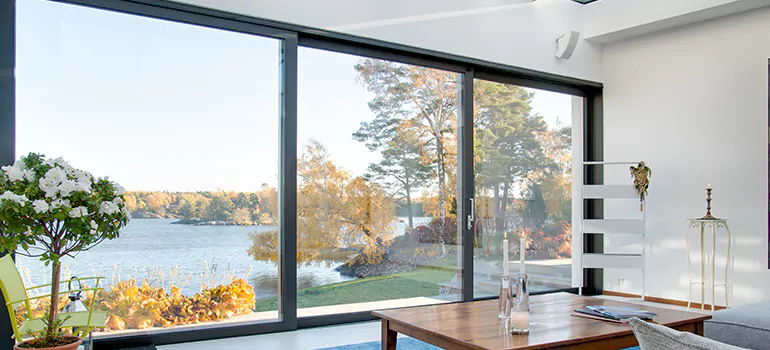 Custom Residential Window Tinting in Tarpon Springs, FL